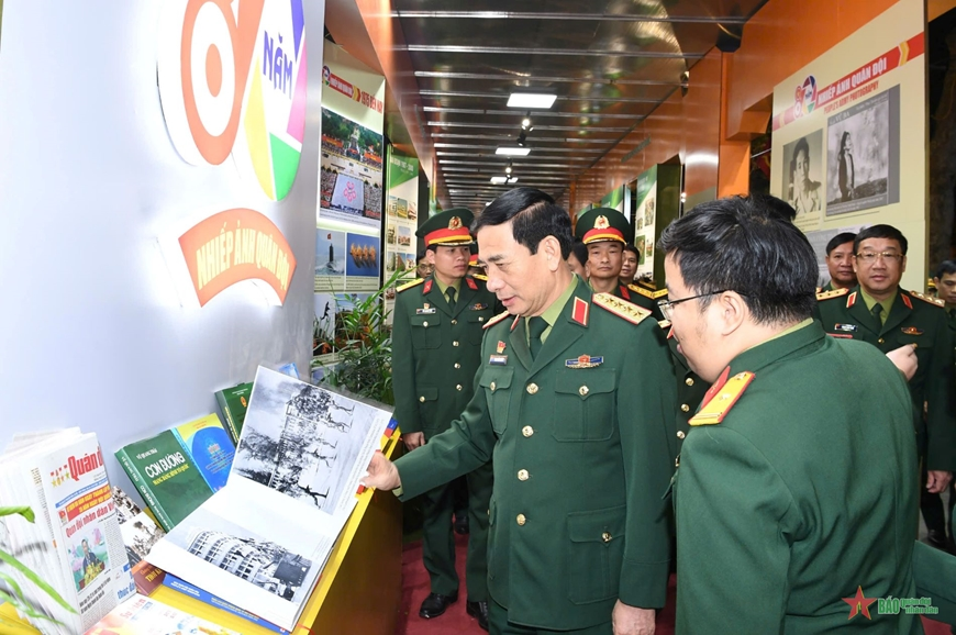 Khai mạc Triển lãm 80 năm văn hóa, văn nghệ Quân đội nhân dân Việt Nam